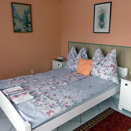 Hepphaz Apartment Harkany