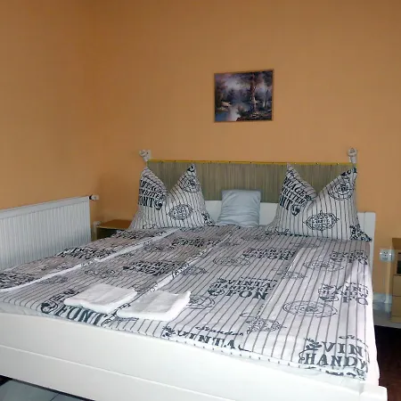Hepphaz Apartament Harkány